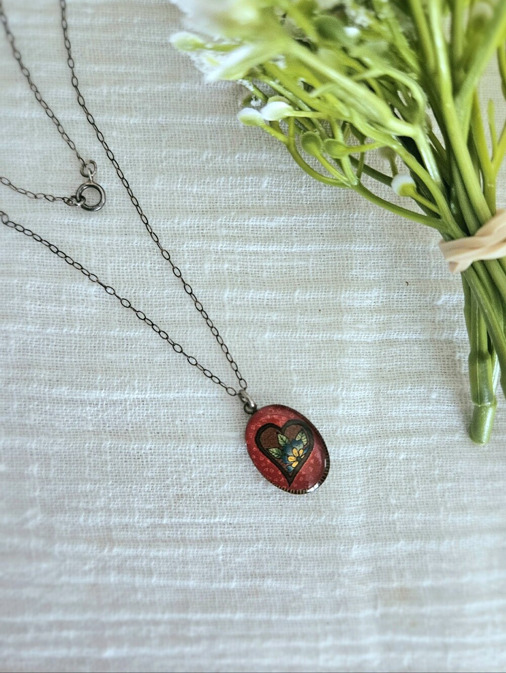 Vintage Heart Pendant Necklace with Floral Motif